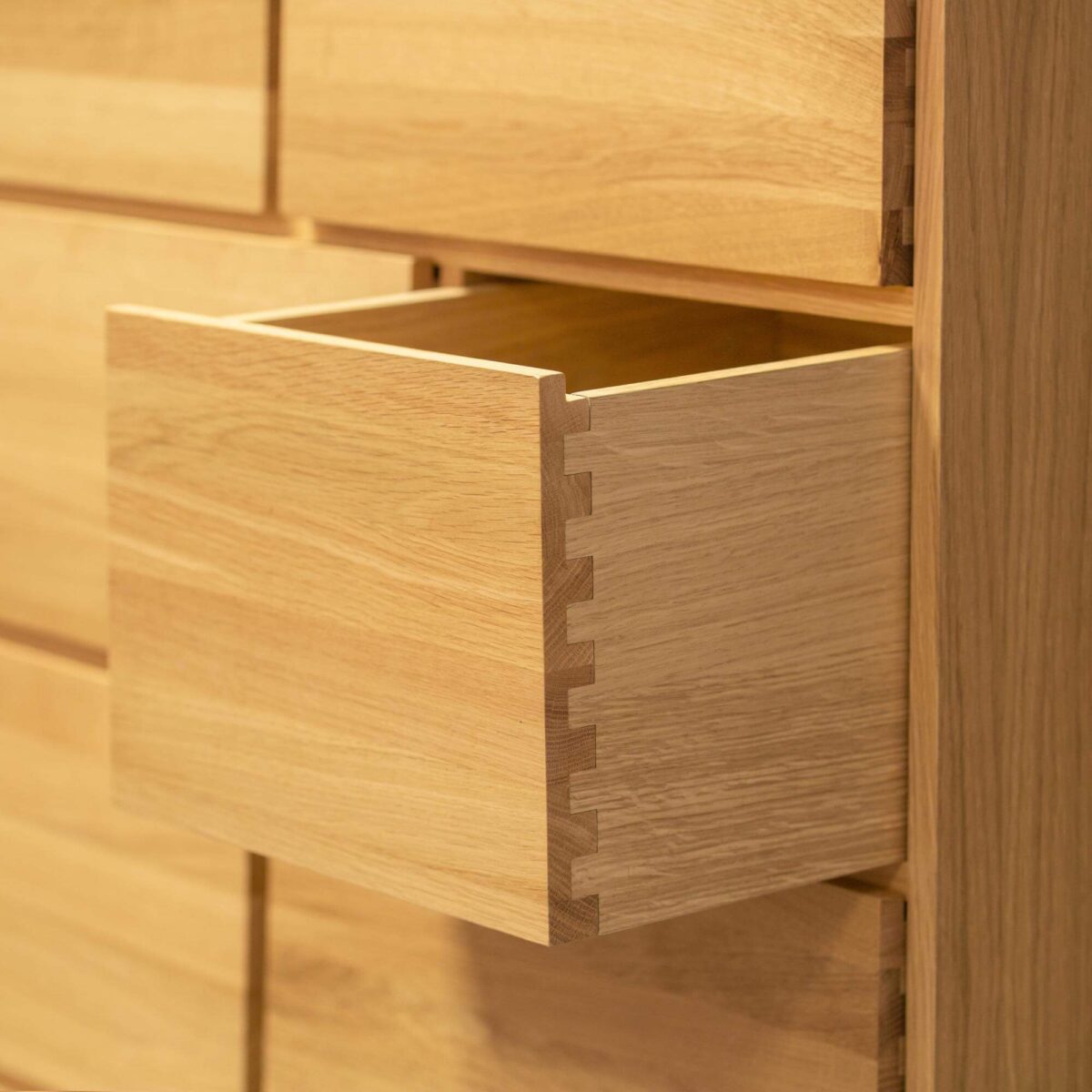 HANITA chest of drawers oak height 146cm - Image 8