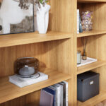 CAMUS Χαμηλή βιβλιοθήκη από δρυ - Φυσικό - Σχεδιασμός: Helena Pille - Image 7