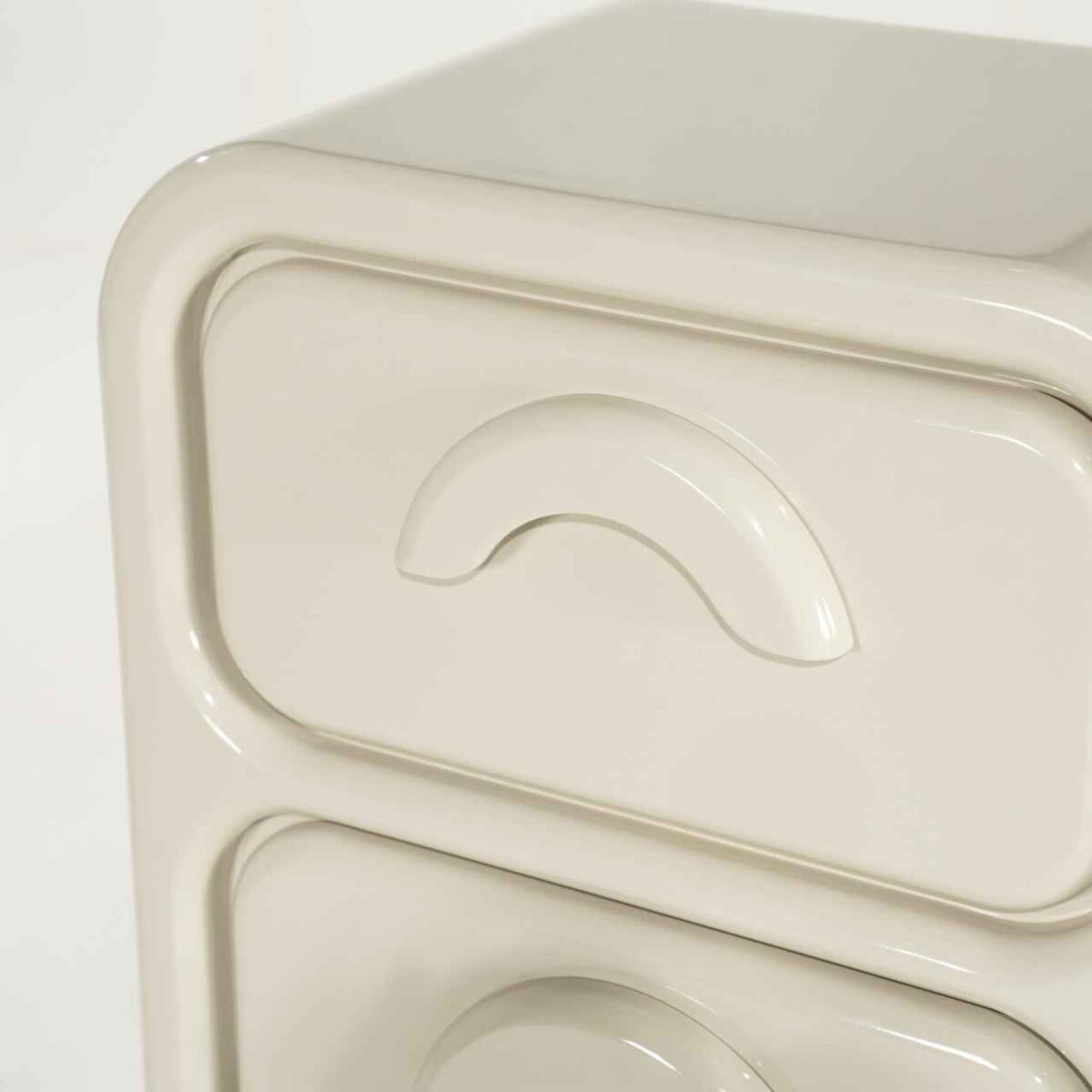GUBBY tall chest of drawers white lacquer 4 drawers - Image 2