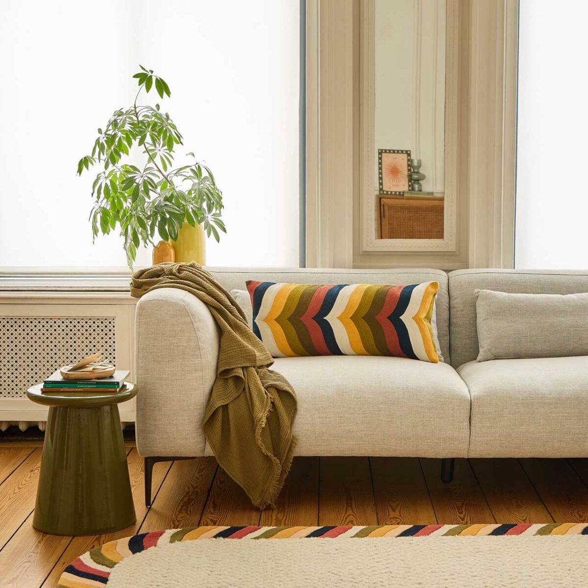 CASTILE Κεντημένο μαξιλάρι από λινό και βαμβάκι - 30 x 70 εκ. - Πράσινο, μπρονζέ και κίτρινο - Σχεδιασμός από την Floriane Jacques - Image 2