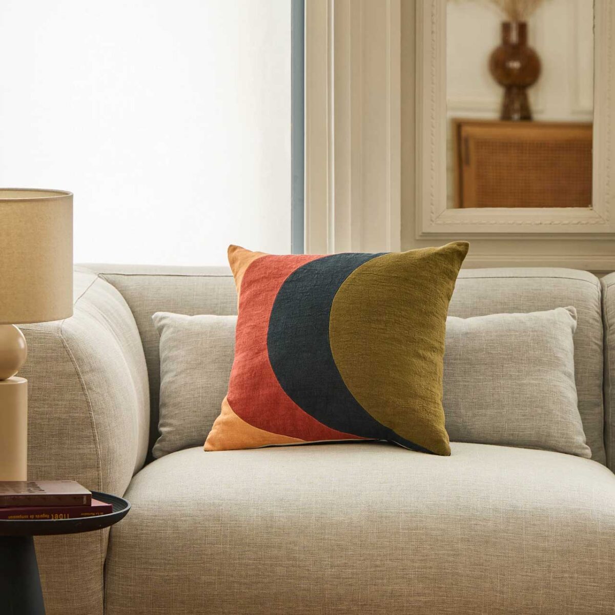 CLARISSE Μαξιλάρι από λινό και βαμβάκι - 45 x 45 εκ. - Χάλκινο, μπλε και ροζ - Σχεδιασμός από την Floriane Jacques - Image 2