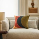 CLARISSE Μαξιλάρι από λινό και βαμβάκι - 45 x 45 εκ. - Χάλκινο, μπλε και ροζ - Σχεδιασμός από την Floriane Jacques - Image 2