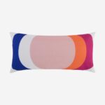 CLARISSE Αδιάβροχο και ανθεκτικό στην υπεριώδη ακτινοβολία μαξιλάρι εξωτερικού χώρου - 40 x 80 cm - Ροζ και βαθύ μπλε - Σχεδιασμός από την Floriane Jacques