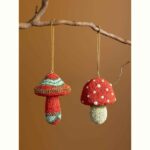 Mushrooms χριστουγεννιάτικο στολίδι σε 2 σχέδια κόκκινο/λευκό - Image 2